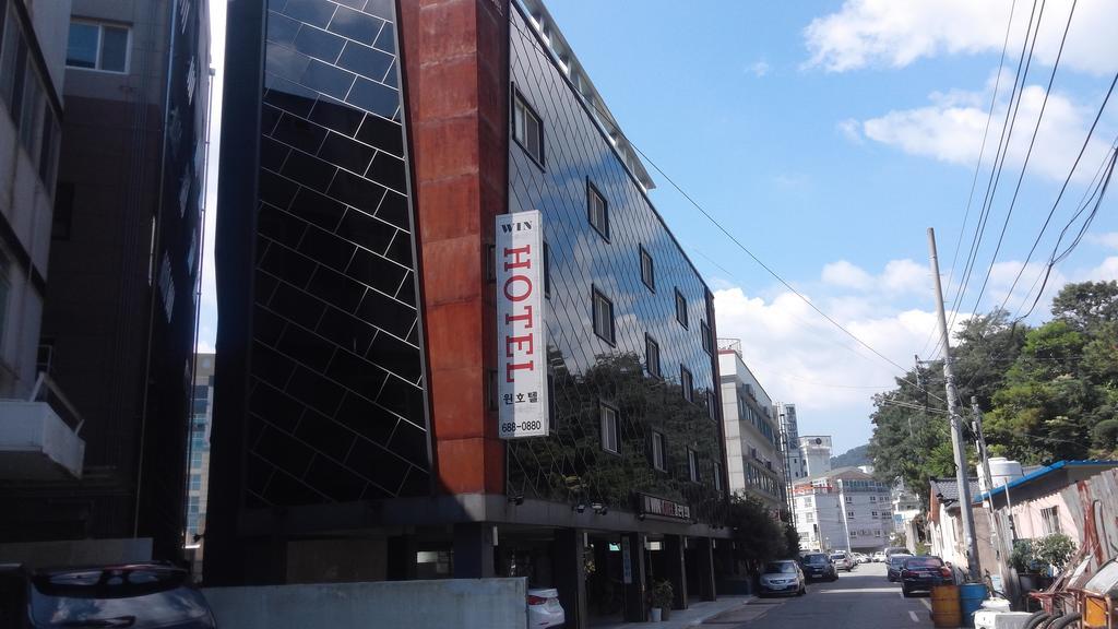 Geoje Win Hotel Екстер'єр фото